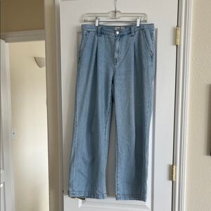 Madewell Women's Straight Leg Jeans in Light Blue